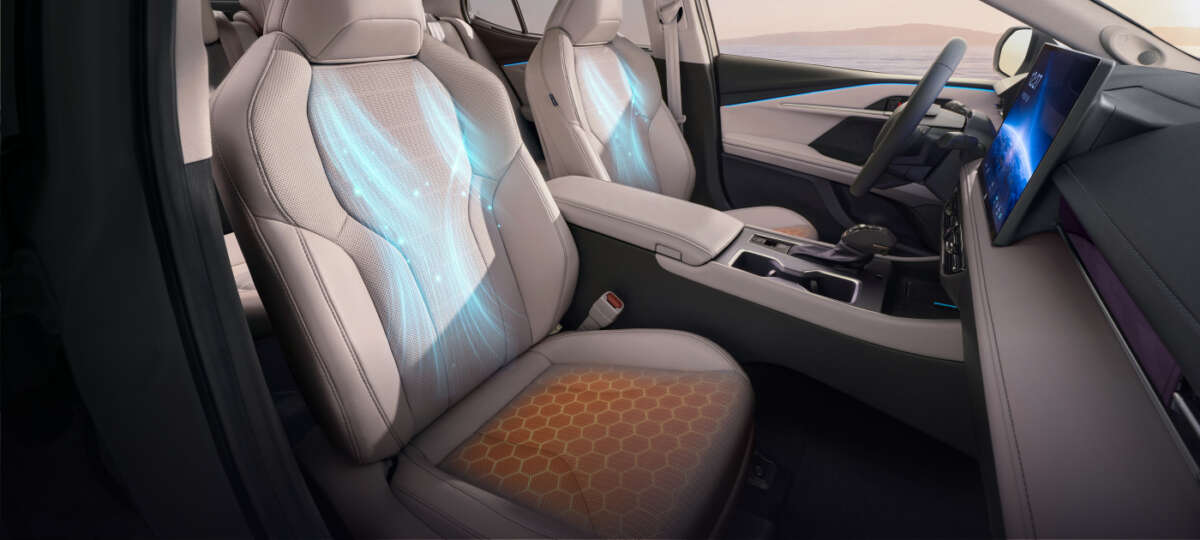 2026-Toyota-Camry-China-38-1200x540.jpg