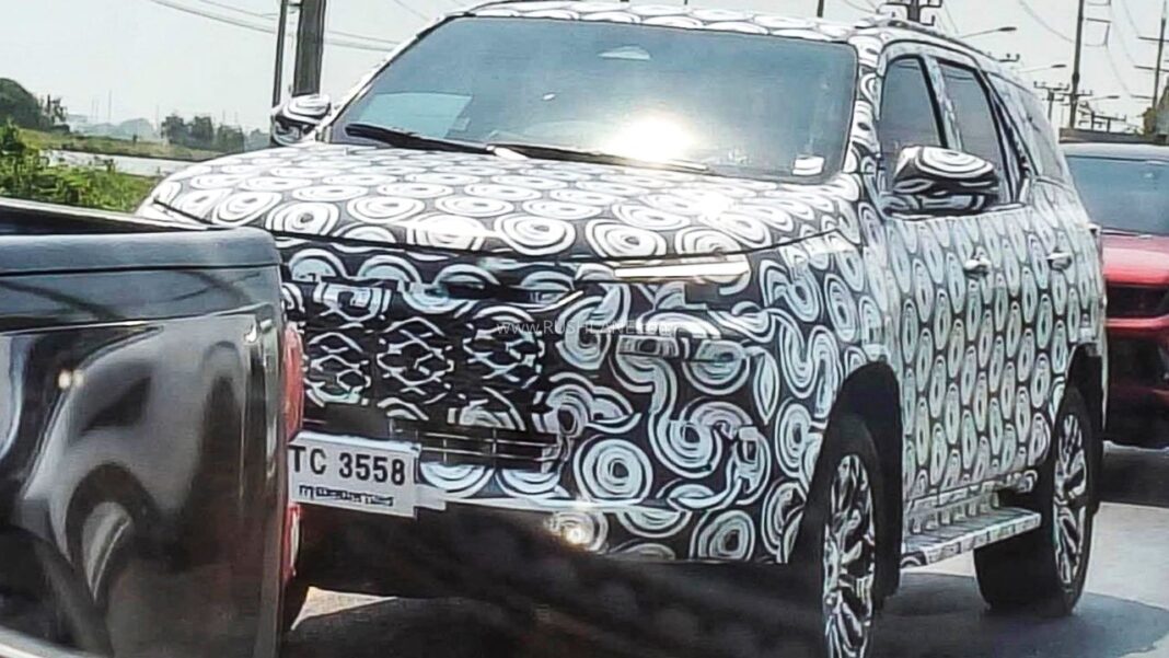 2026-toyota-fortuner-front-spied-1068x601.jpeg
