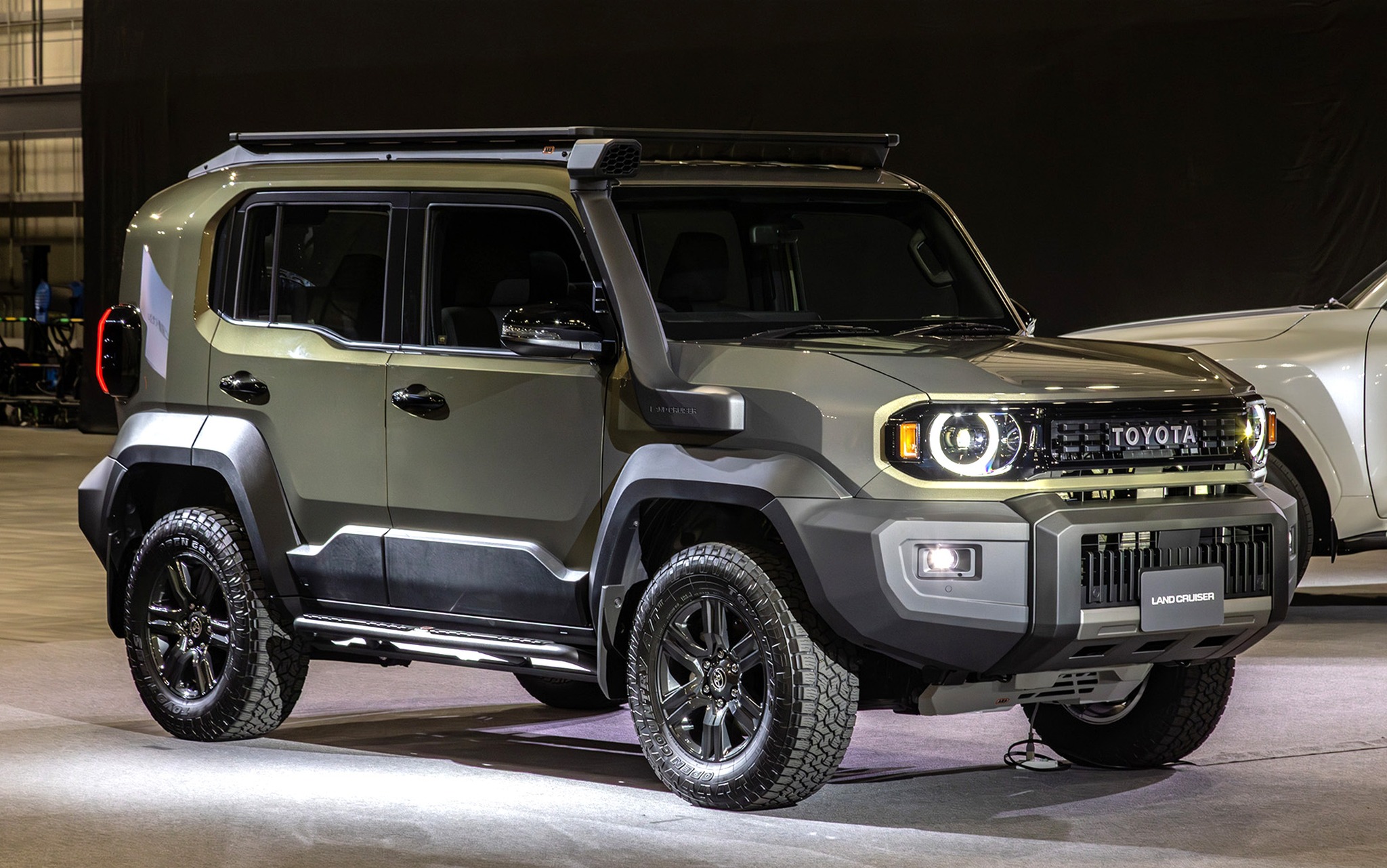 2026 Toyota Land Cruiser FJ 11.jpg