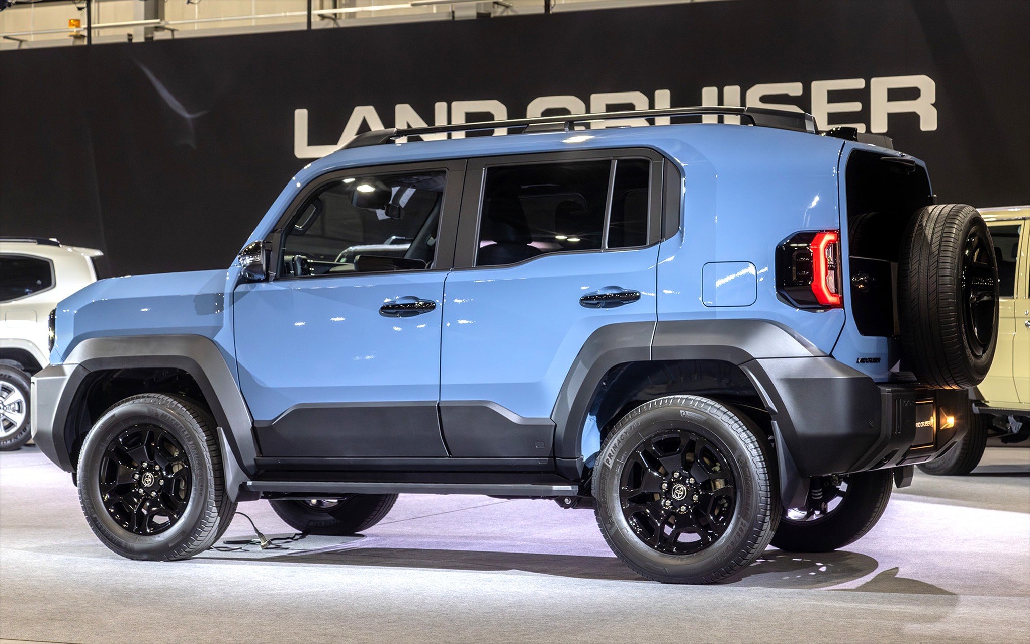 2026 Toyota Land Cruiser FJ 2.jpg