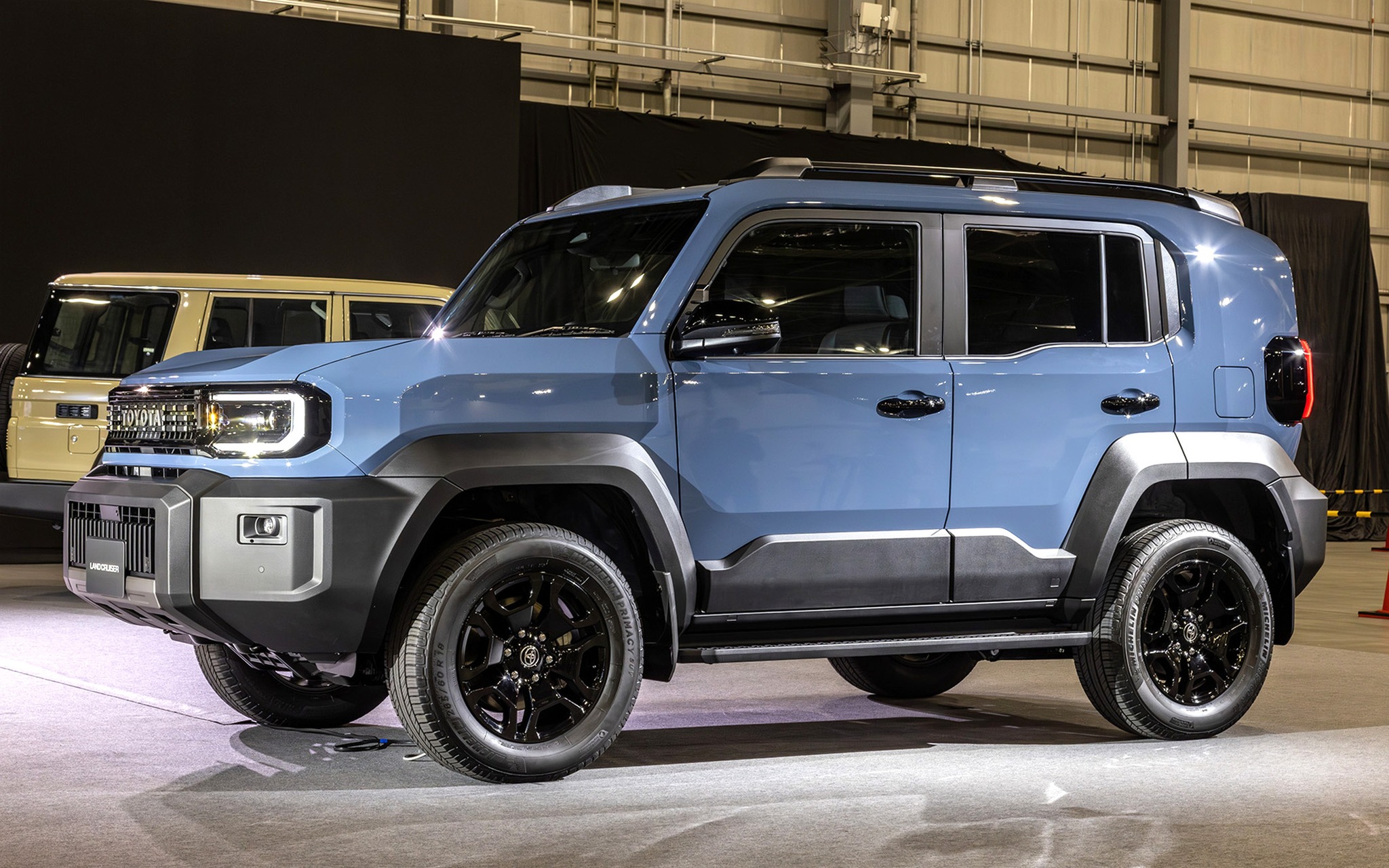 2026 Toyota Land Cruiser FJ 7.jpg