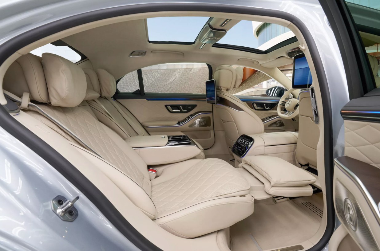 2027-Mercedes-S-Class 2.jpg