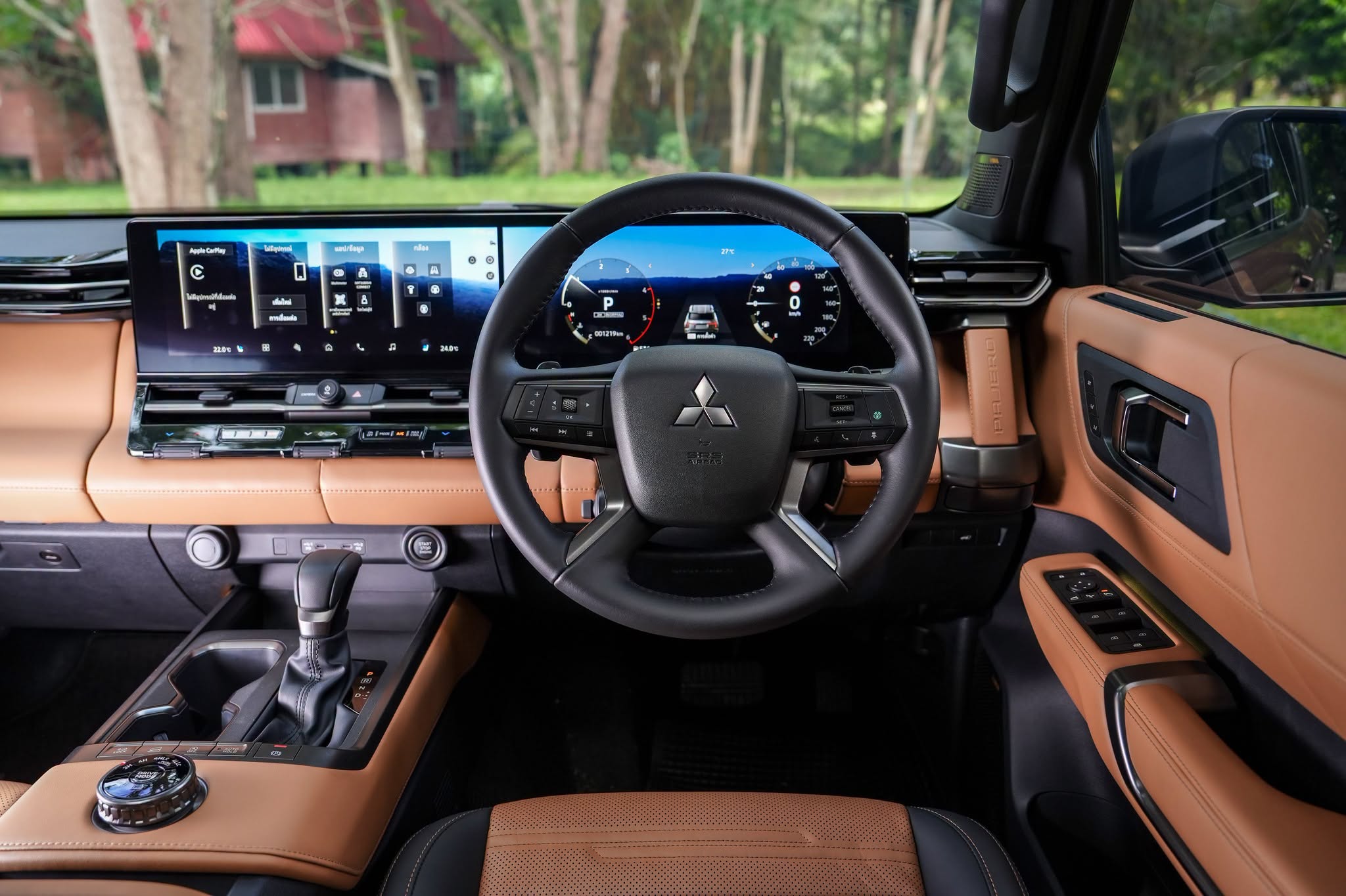 2027 Mitsubishi Pajero 23.jpg