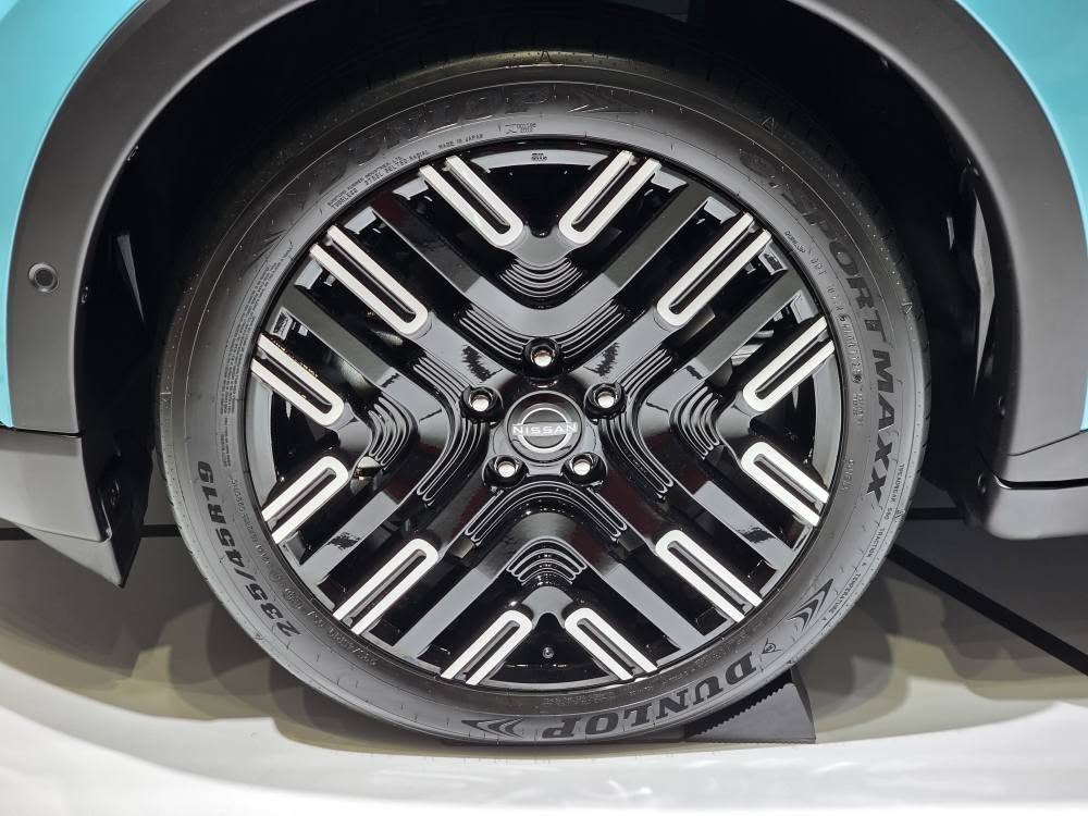 All NEW Nissan LEAF 6.jpg All NEW Nissan LEAF 6.jpg