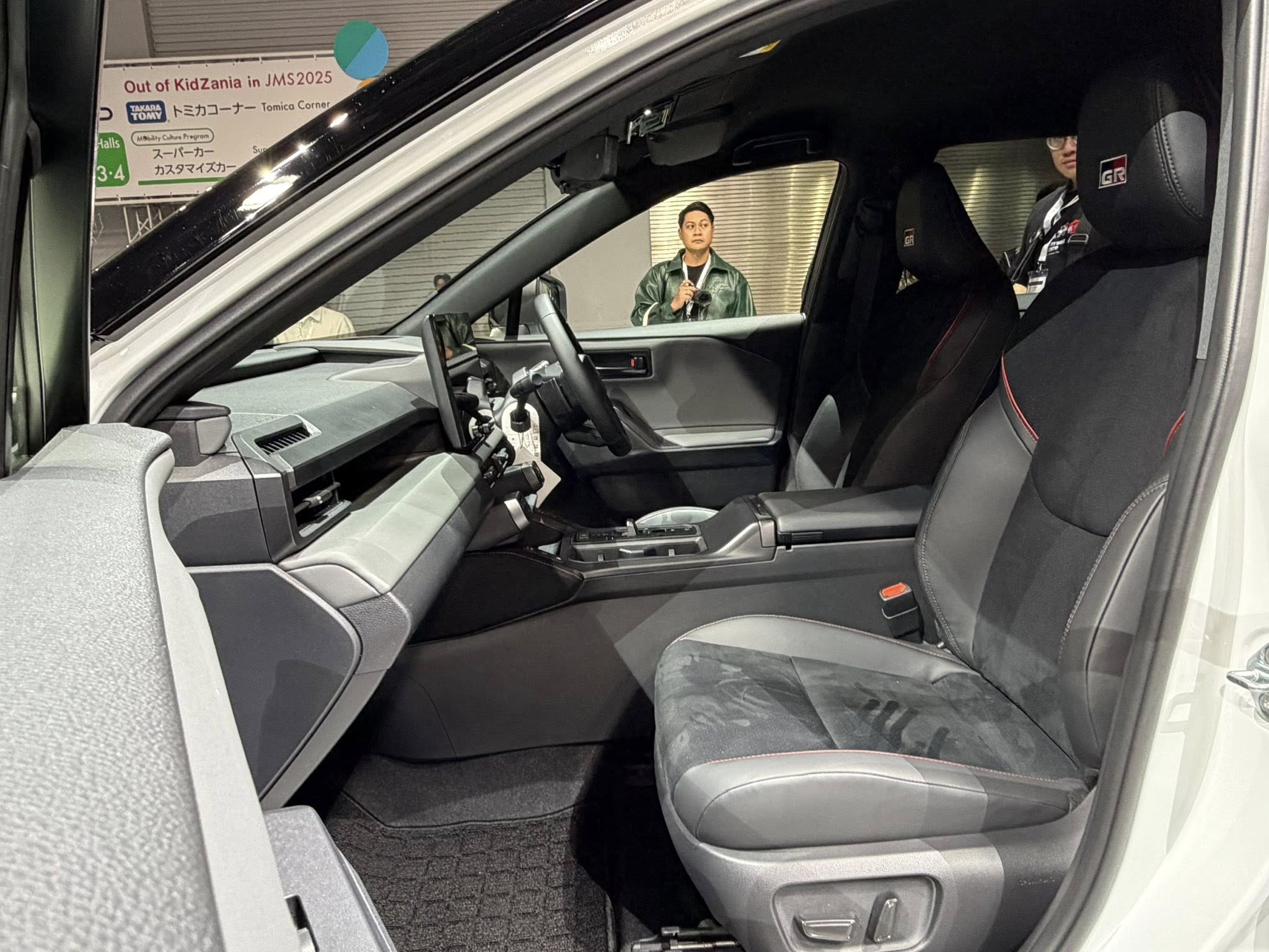 All NEW Toyota RAV4 PHEV GR SPORT 12.jpg All NEW Toyota RAV4 PHEV GR SPORT 12.jpg