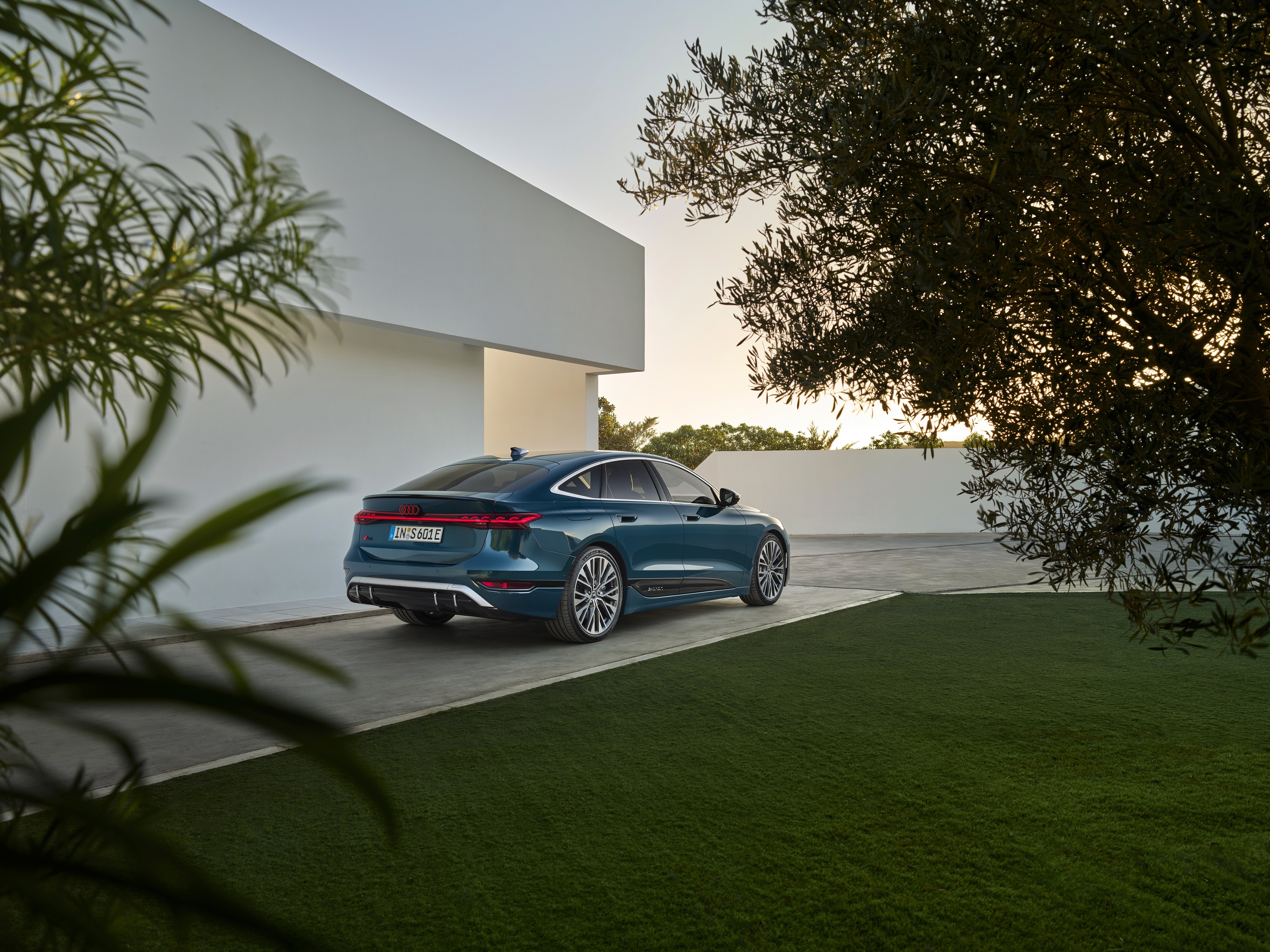 Audi S6  (3).jpg