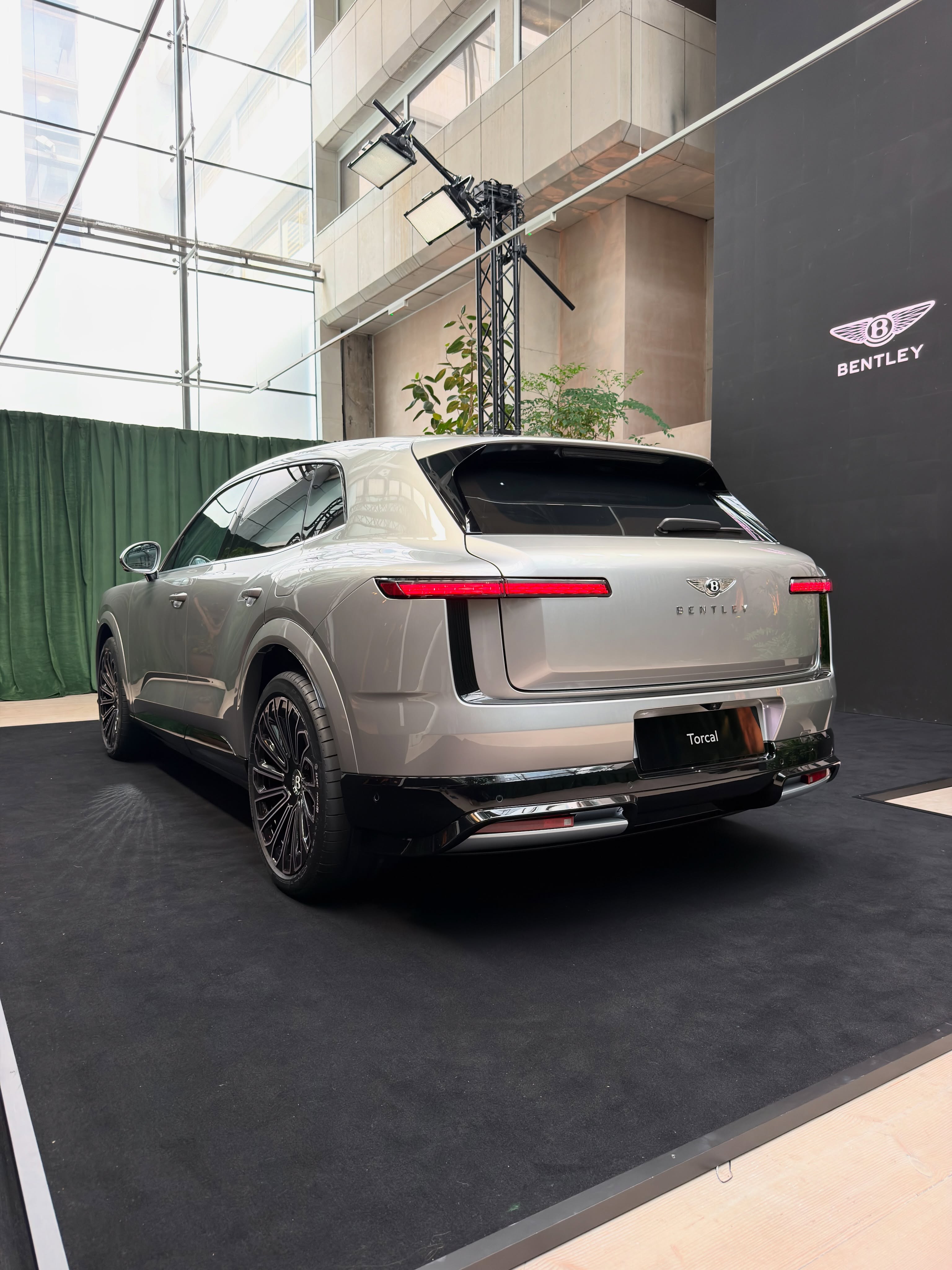 Bentley Torcal -3.jpg