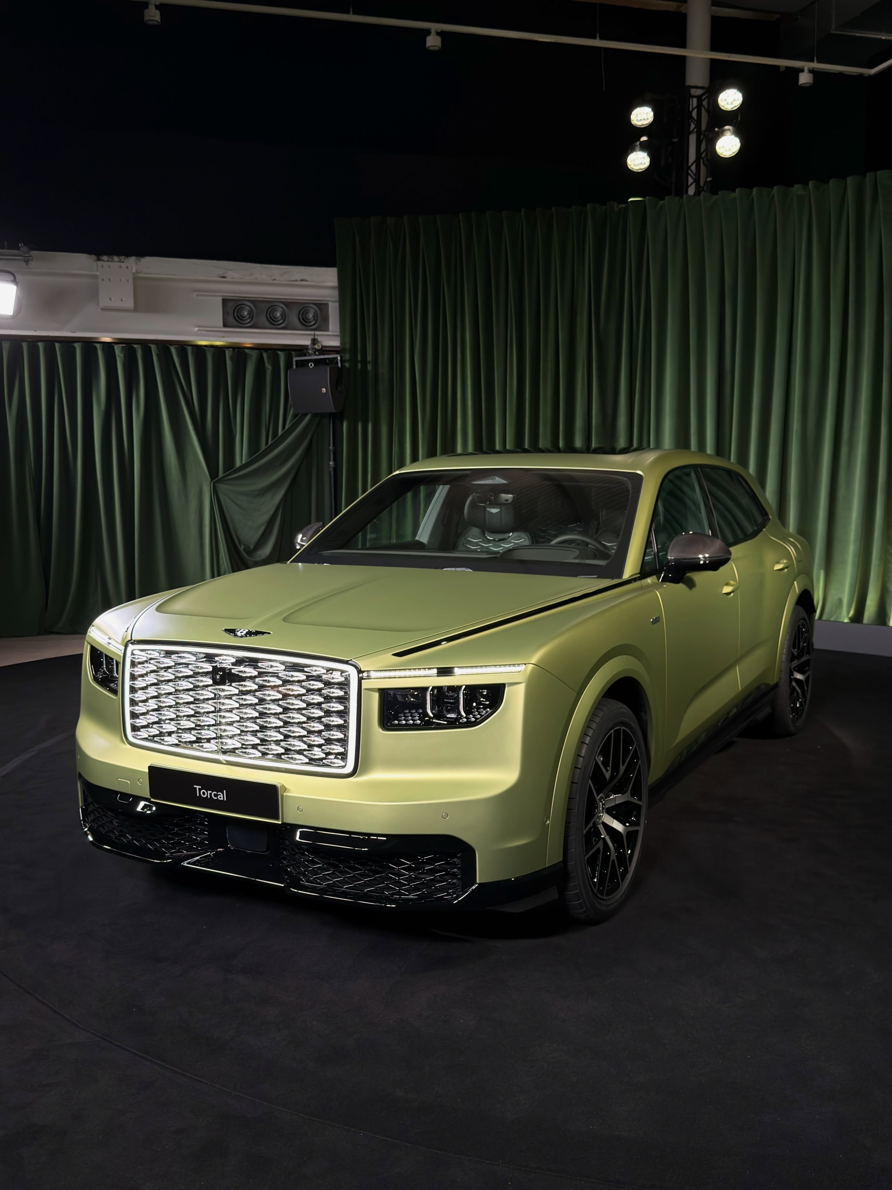 Bentley Torcal -4.jpg