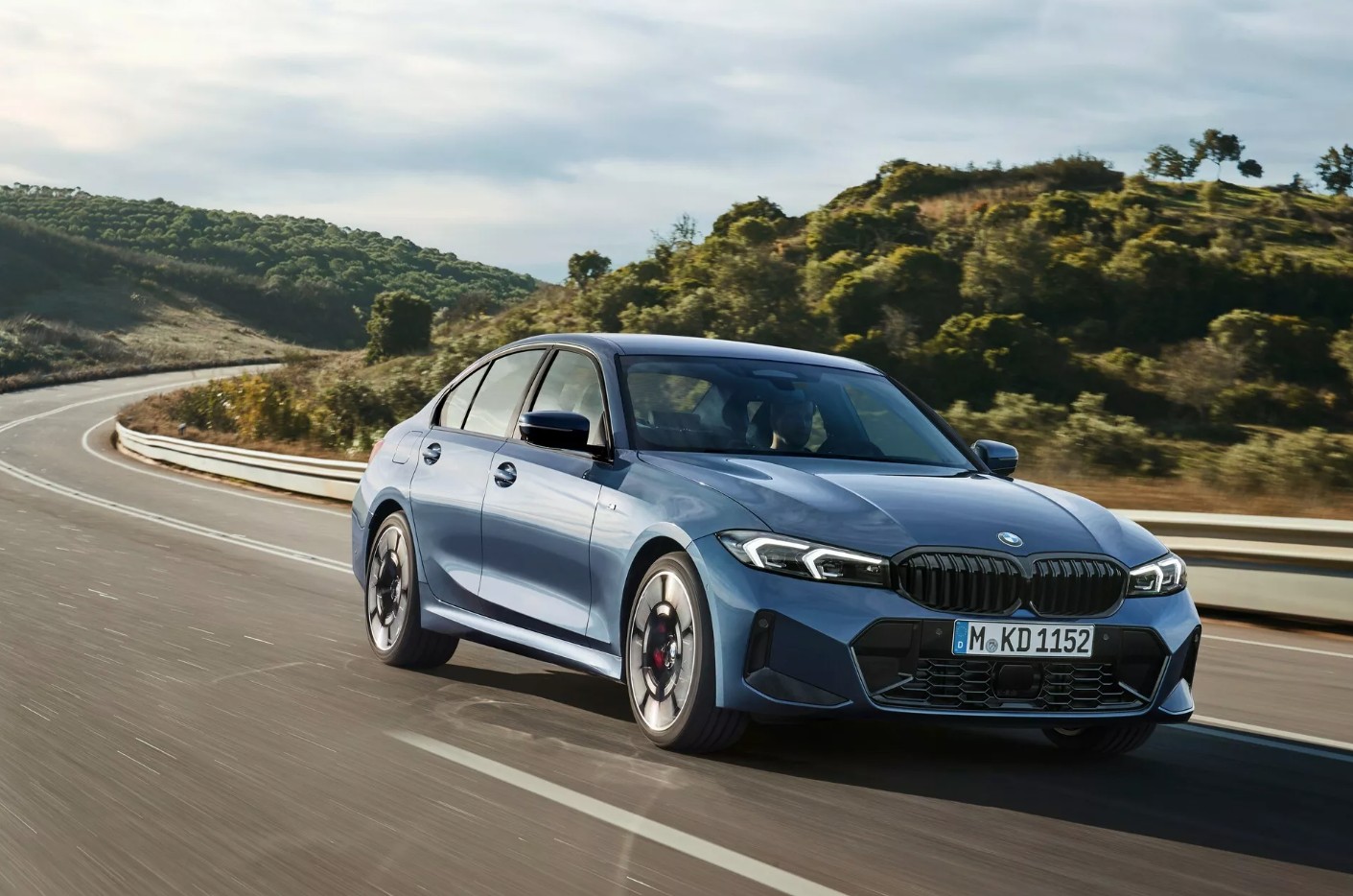 BMW 3-Series 2025 2.jpg
