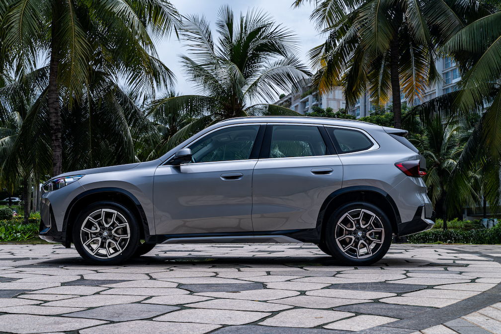 BMW X1709.png