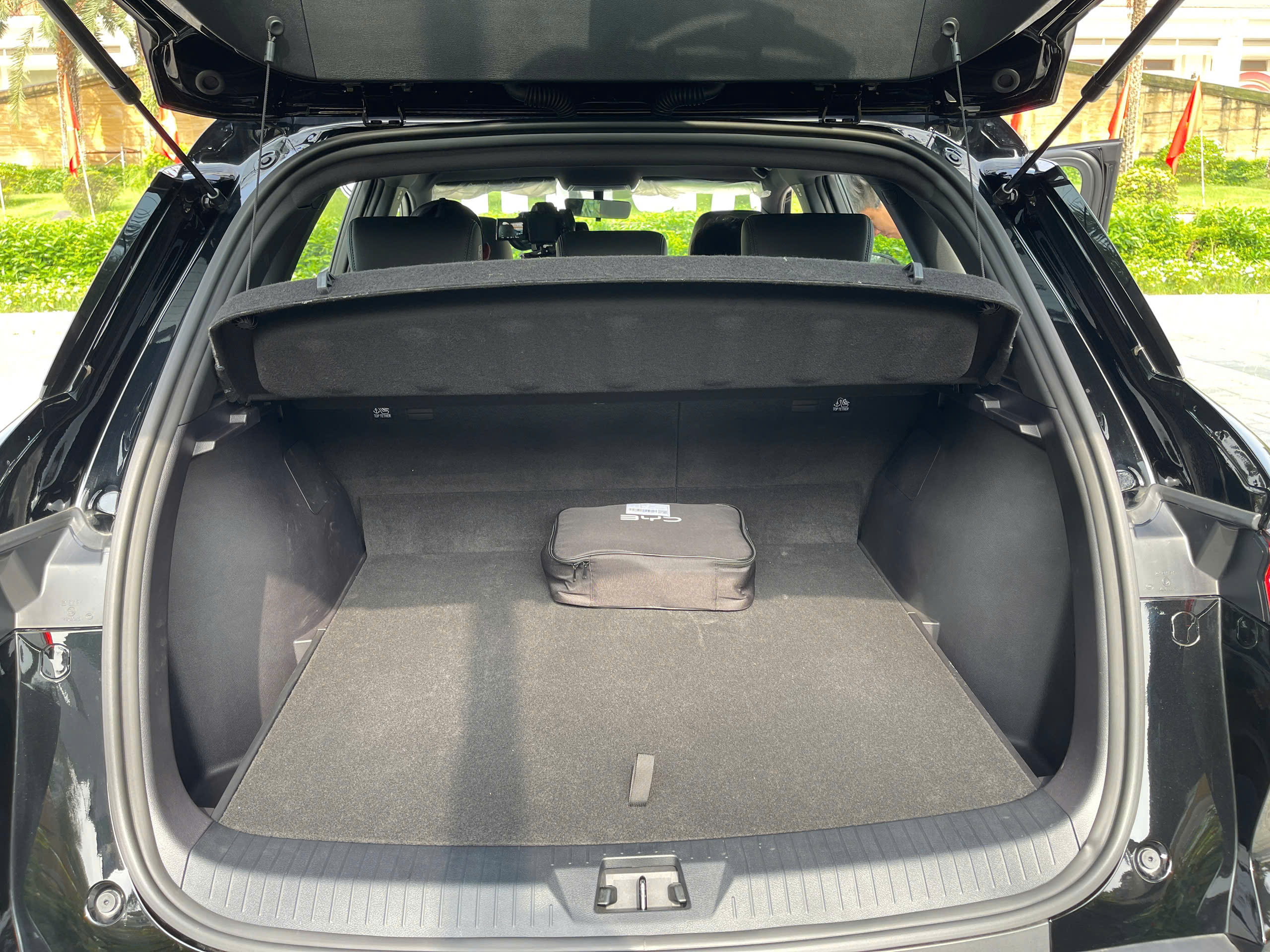 BYD Sealion 5  (9).jpg