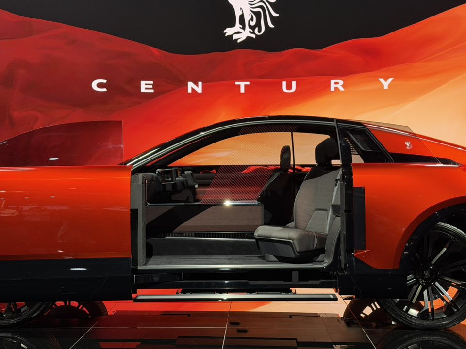 CENTURY – CONCEPT CAR 4.jpg CENTURY – CONCEPT CAR 4.jpg