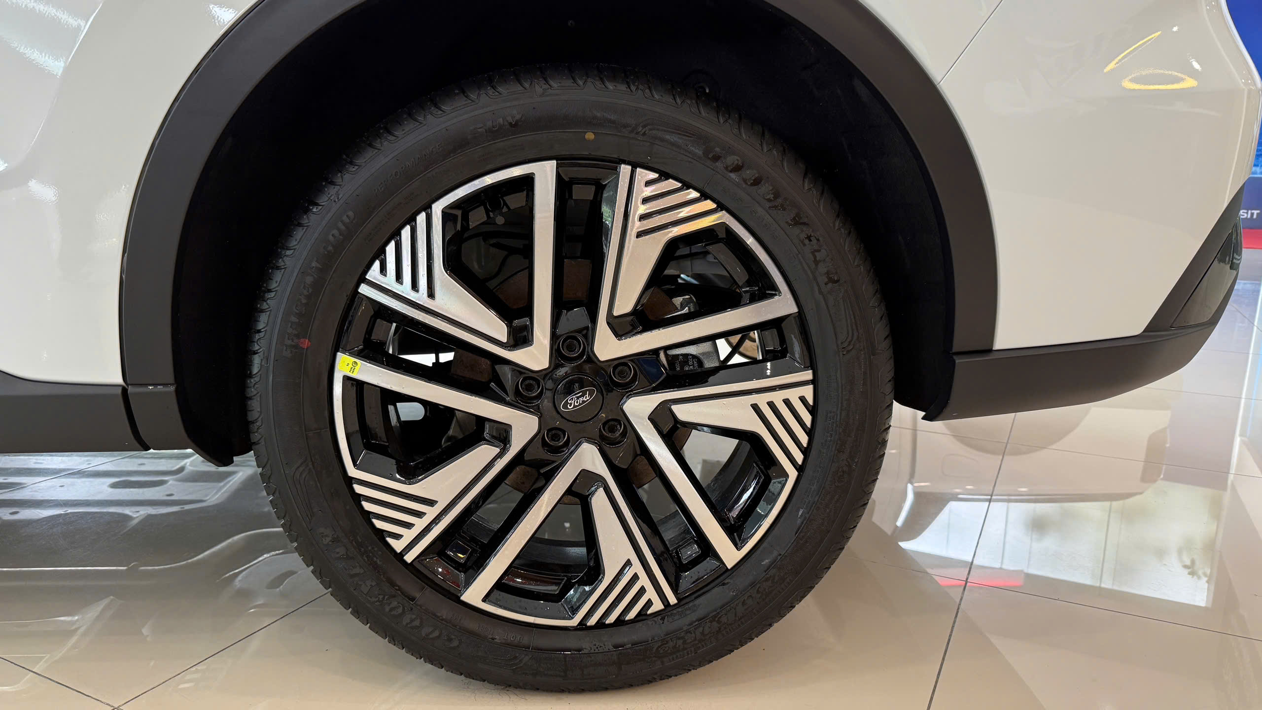 Ford Territory Platinum 2026 14.jpg