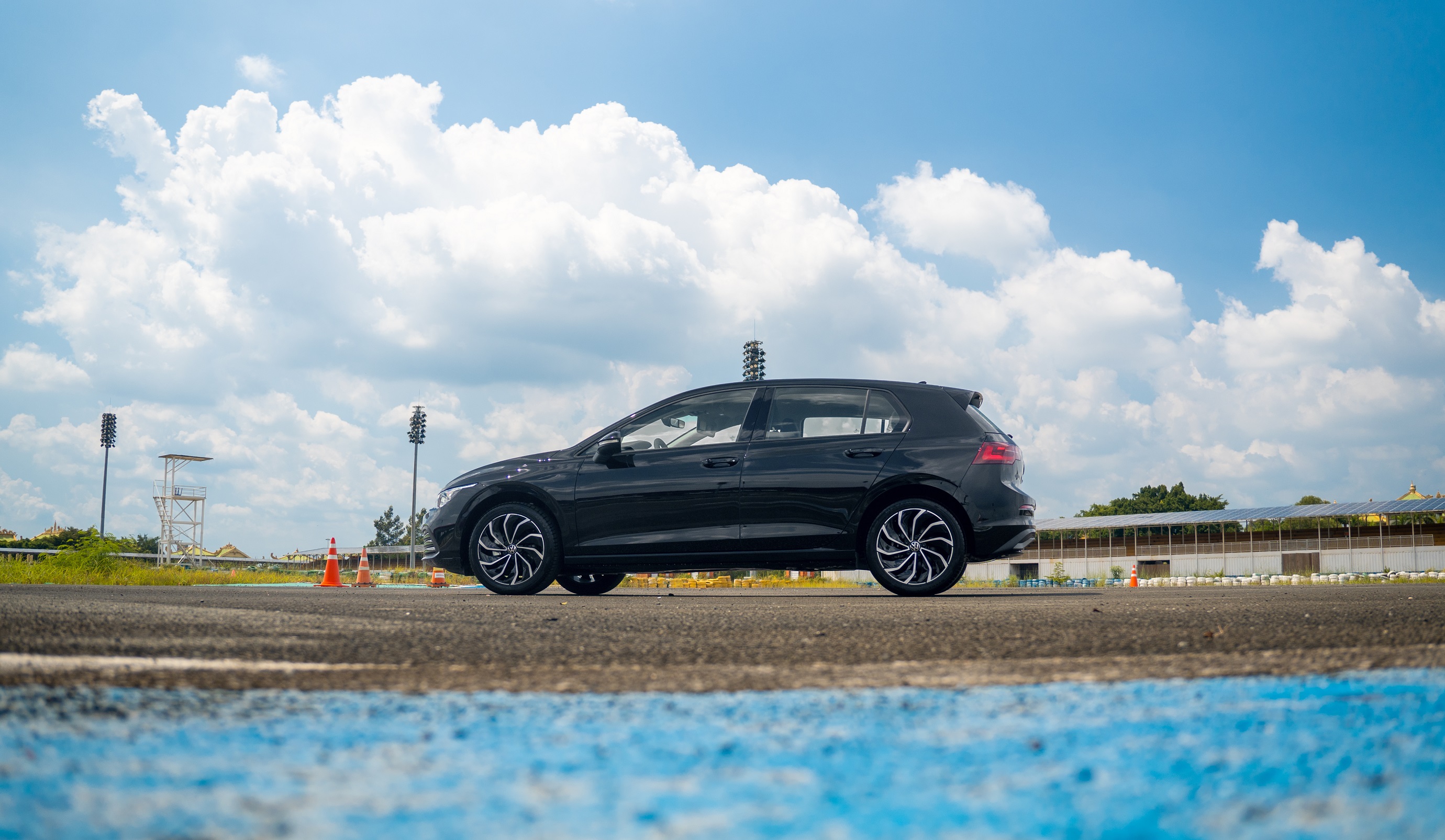 Golf 1.5 eTSI  (3).JPG Golf 1.5 eTSI  (3).JPG