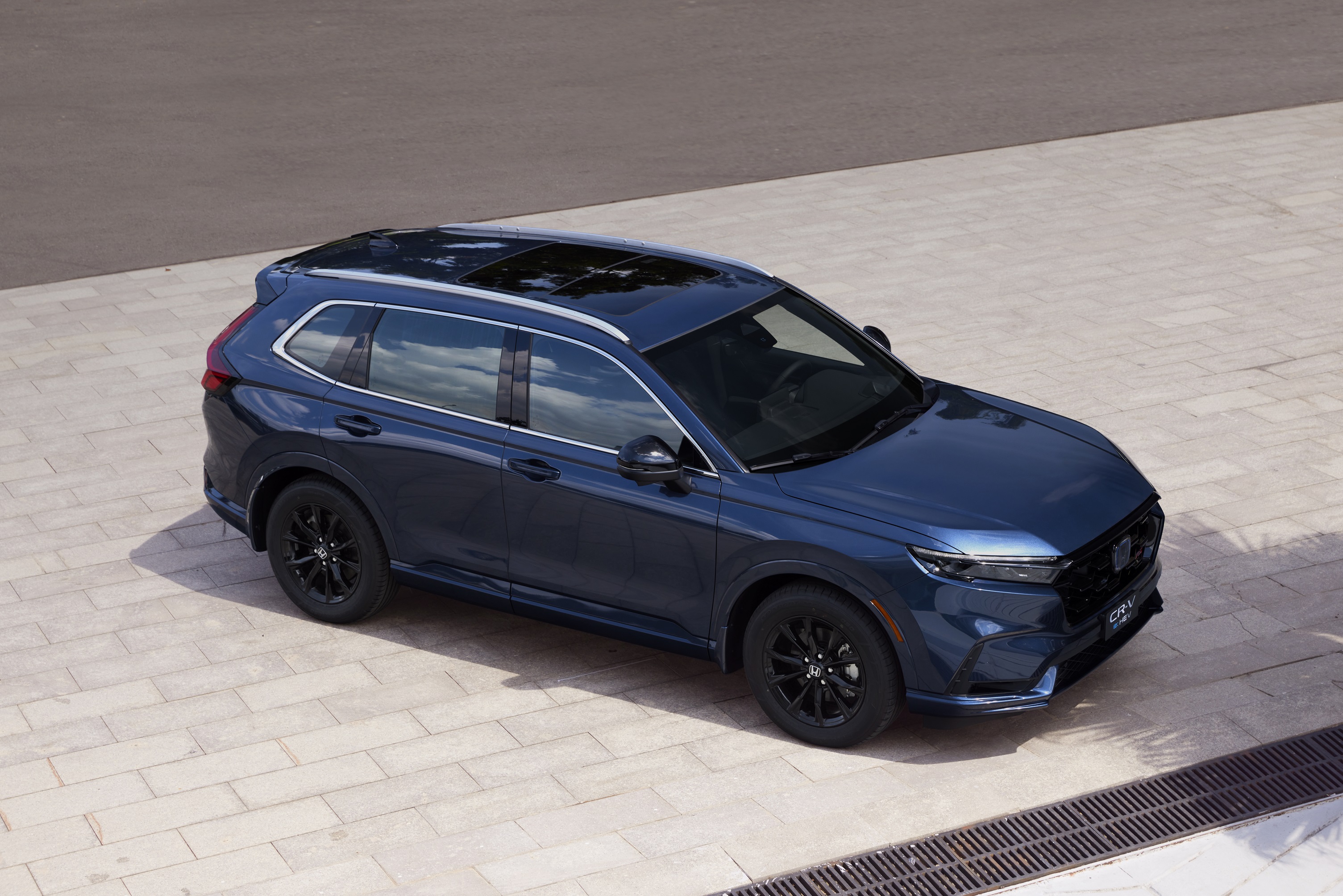 Honda CR-V (1).jpg Honda CR-V (1).jpg