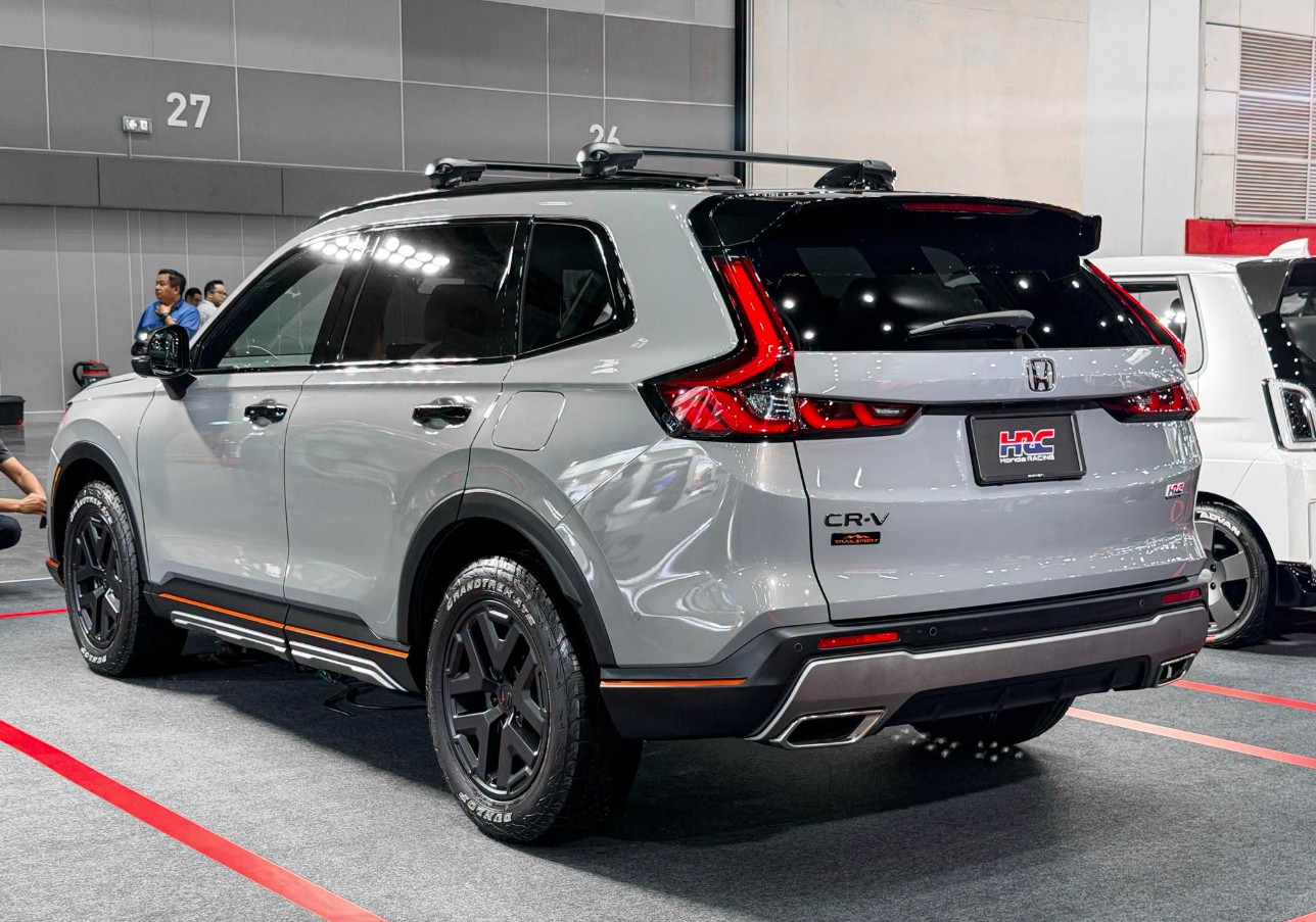 Honda CR-V TrailSport HRC Concept 2.jpg
