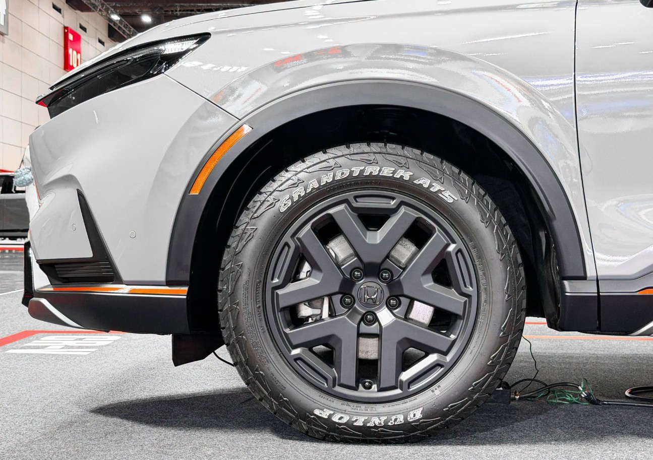 Honda CR-V TrailSport HRC Concept 4.jpg