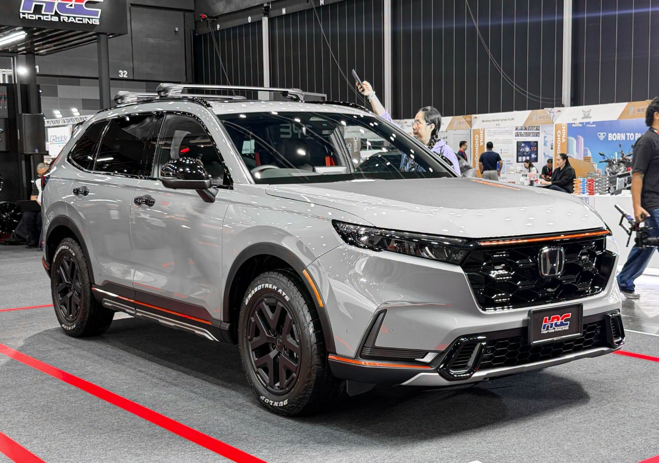 Honda CR-V TrailSport HRC Concept.jpg