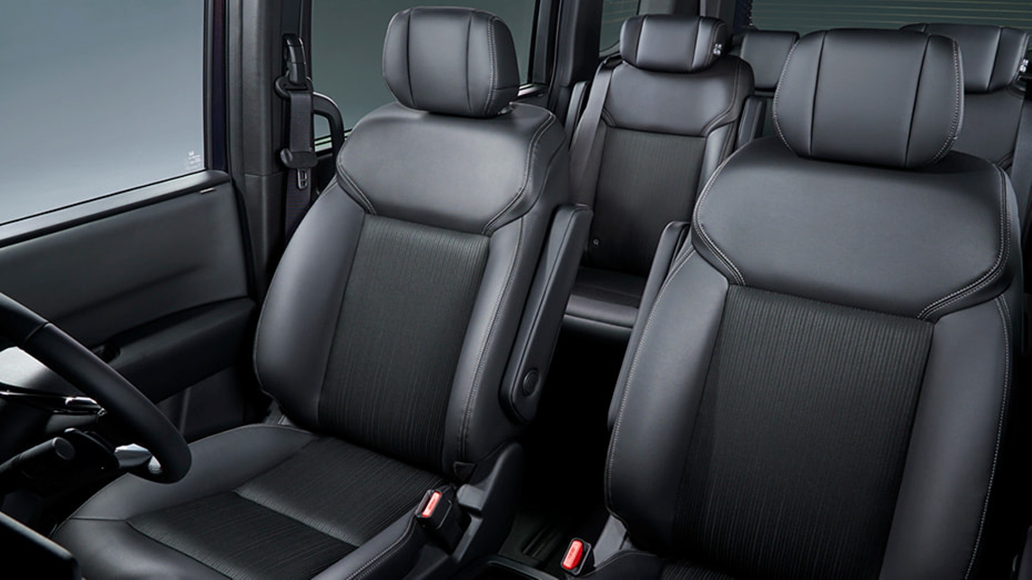 Honda StepWGN eHEV 6.jpg