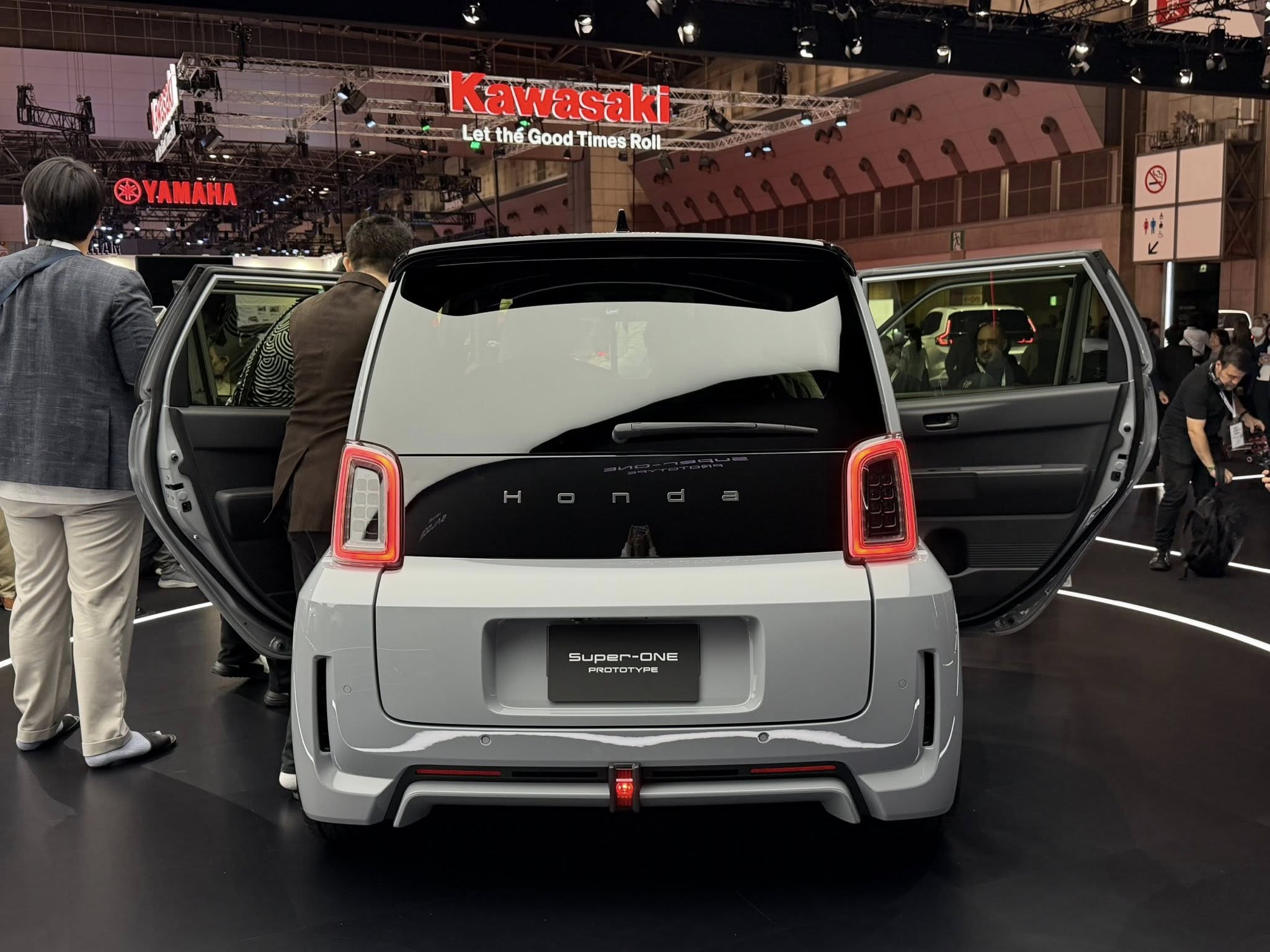 Honda Super-ONE 12.jpg Honda Super-ONE 12.jpg