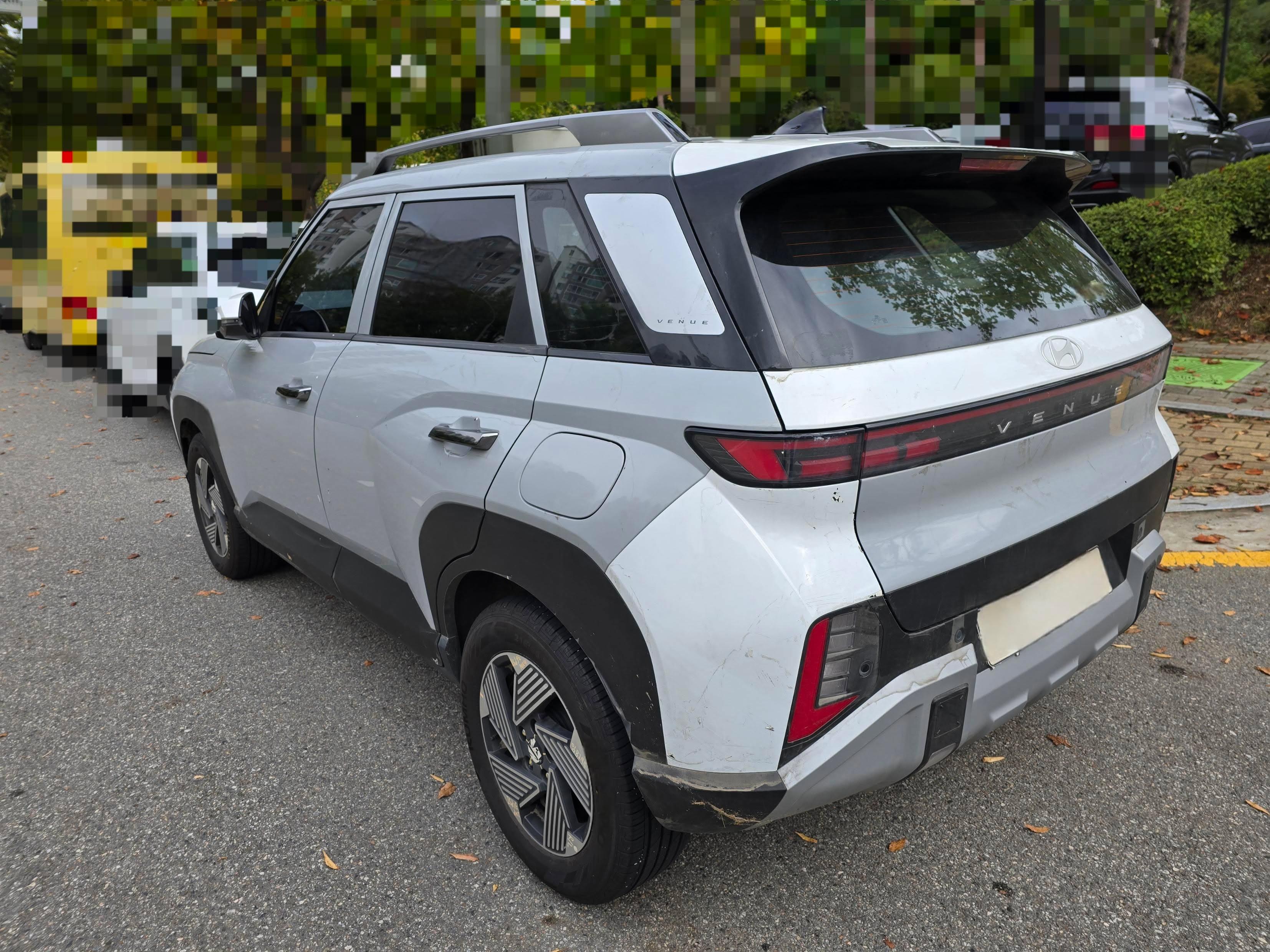 hyundai-venue-spotted-casper-ivory4.jpg