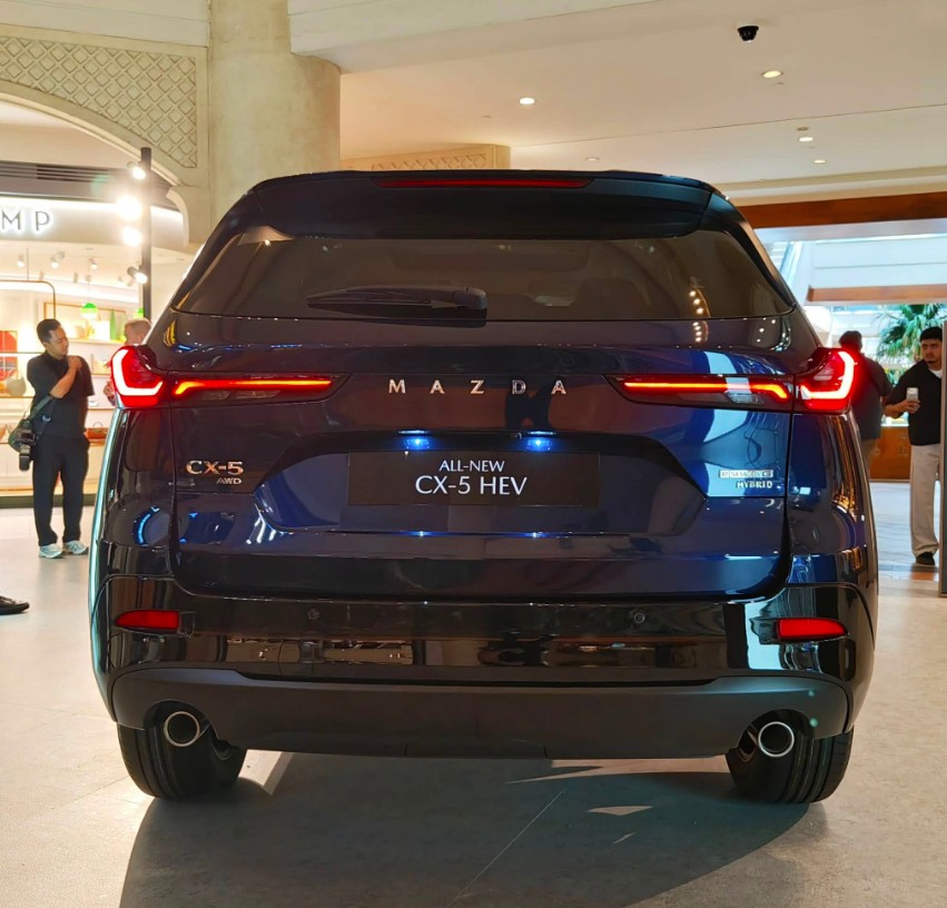 Mazda CX-5 HEV 2027 3.jpg