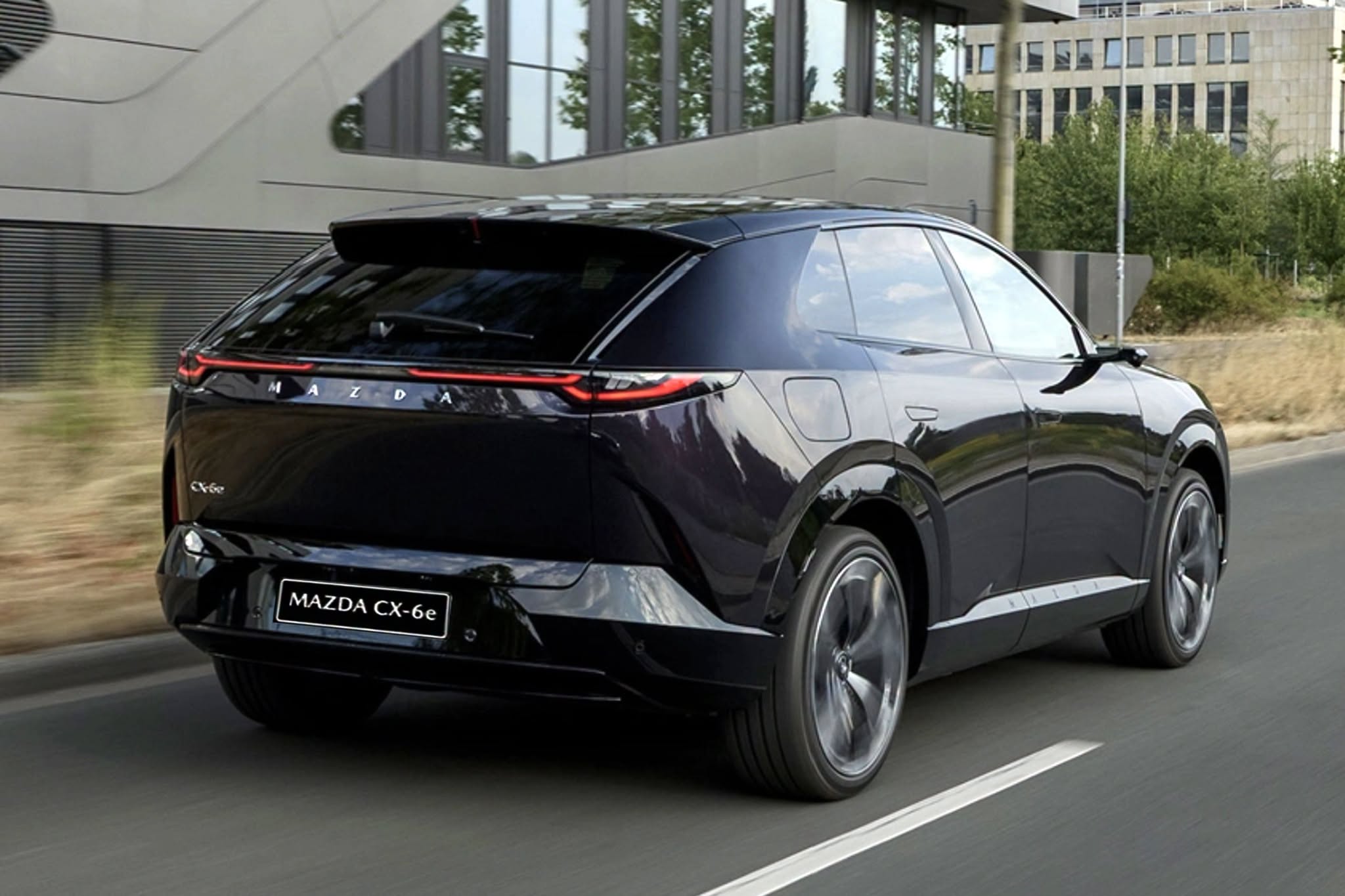 Mazda CX-6e -a2.jpg