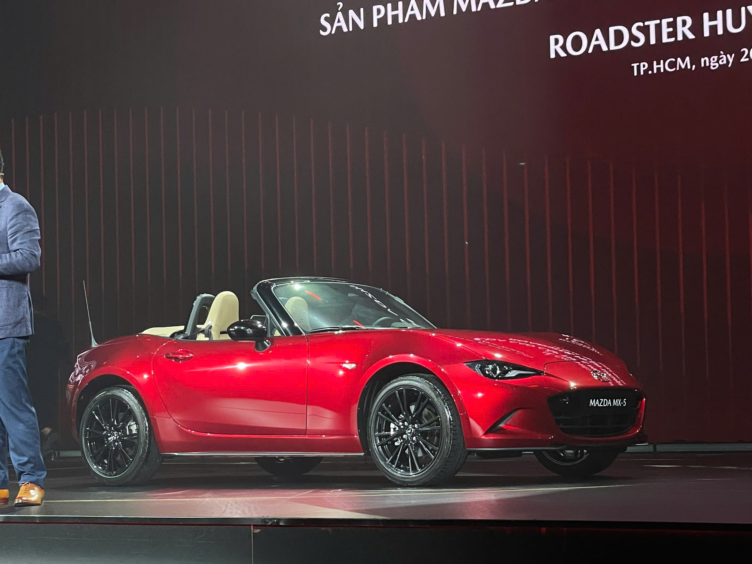 mazda MX5 3jpg.jpg