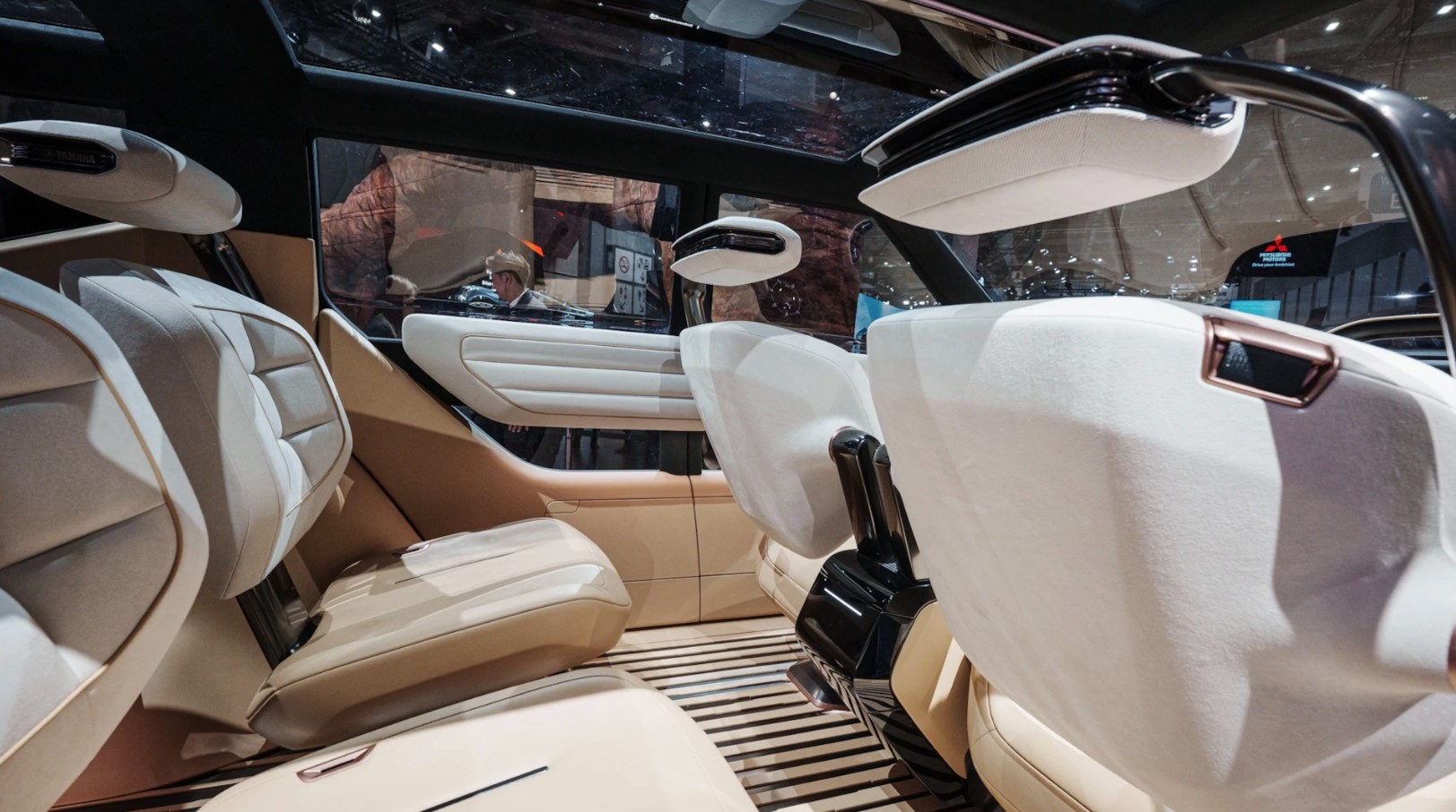 mitsubishi-elevance-concept-11.jpg mitsubishi-elevance-concept-11.jpg