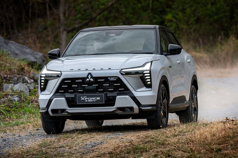 Mitsubishi xFORCE HEV-a3.jpg