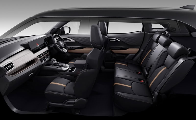 Mitsubishi xFORCE HEV-a7.jpg