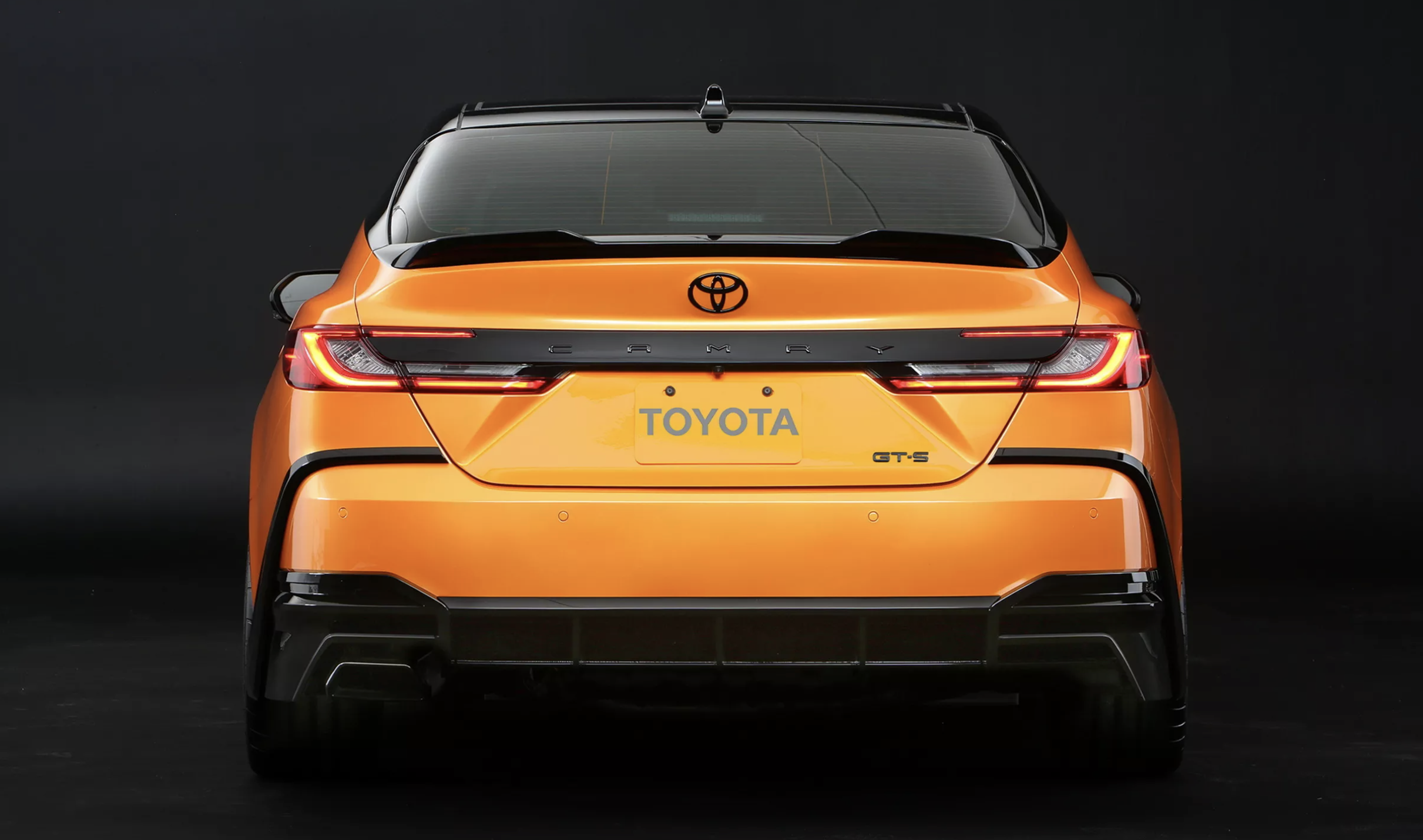 Toyota Camry 2025-10-25 lúc 08.10.12.png Toyota Camry 2025-10-25 lúc 08.10.12.png