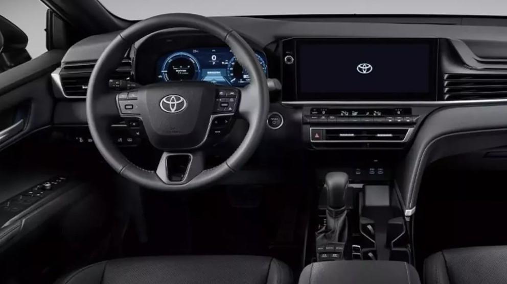 toyota-camry-2025 7.jpg