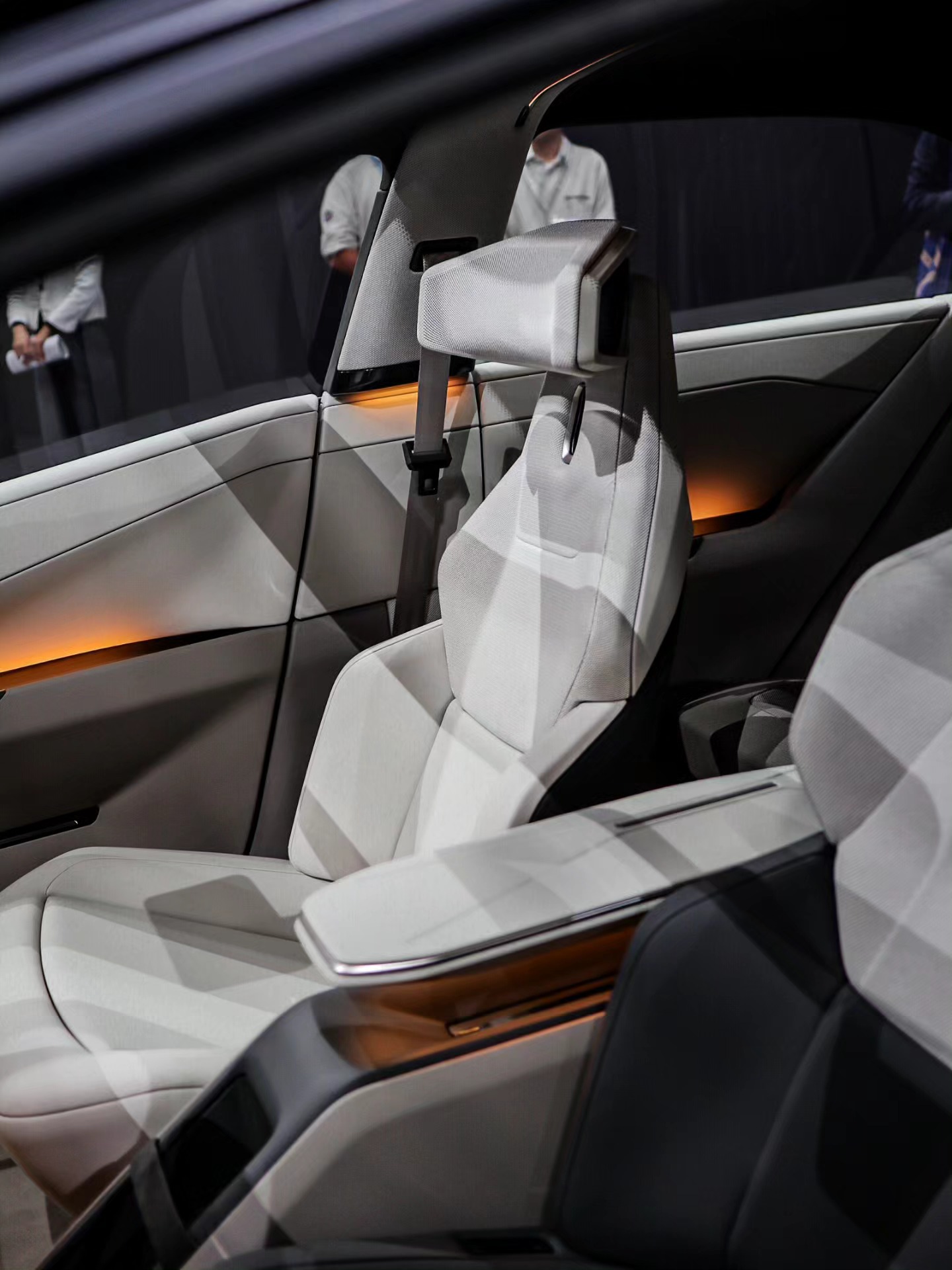 Toyota Corolla 13.jpg Toyota Corolla 13.jpg