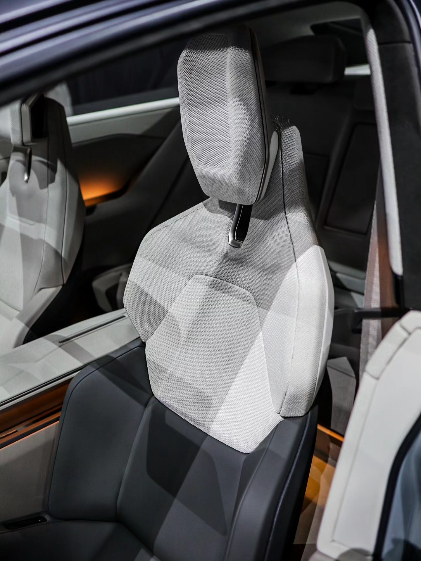 Toyota Corolla 14.jpg Toyota Corolla 14.jpg