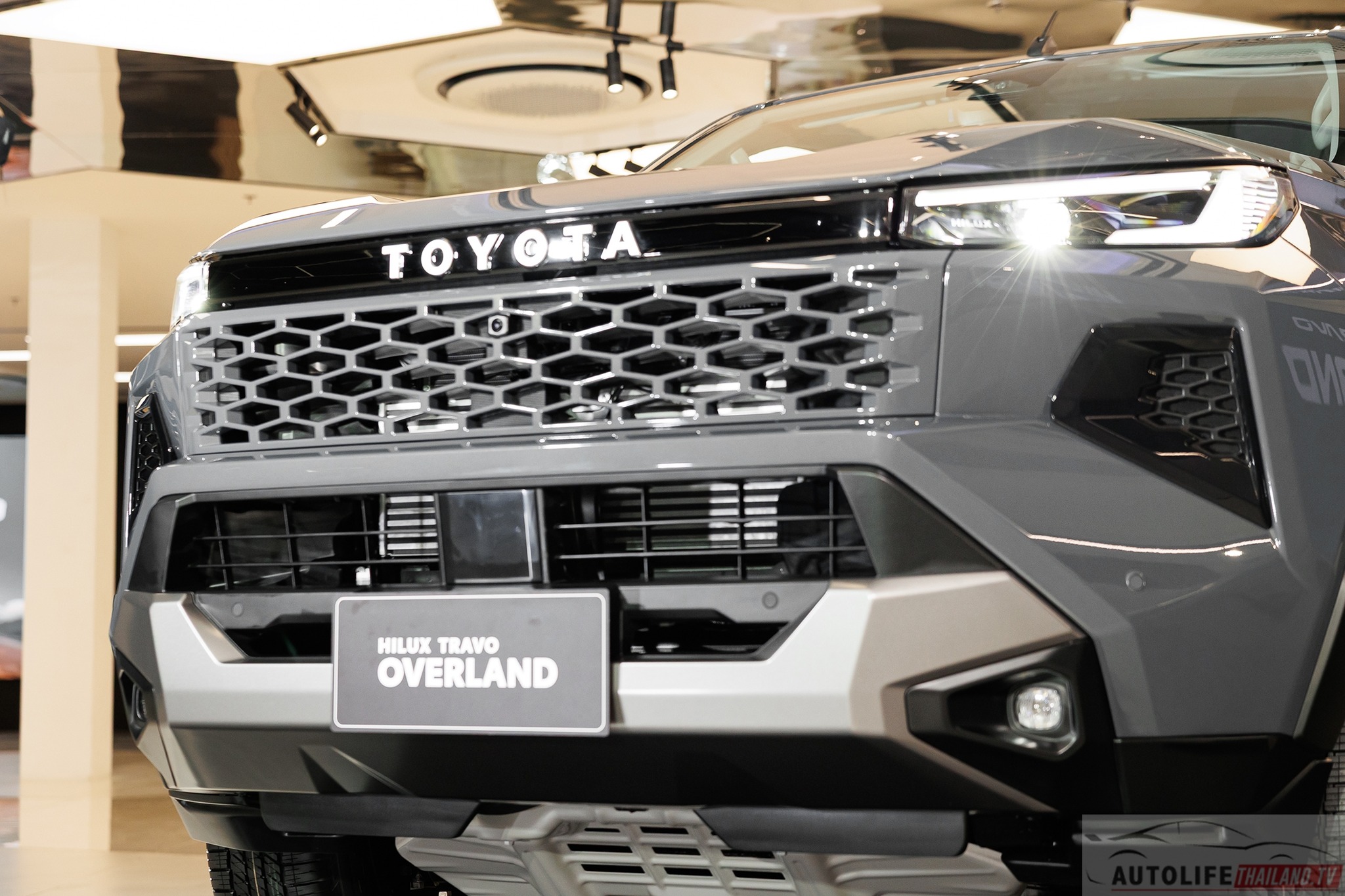 Toyota Hilux TRAVO OVERLAND 9.jpg