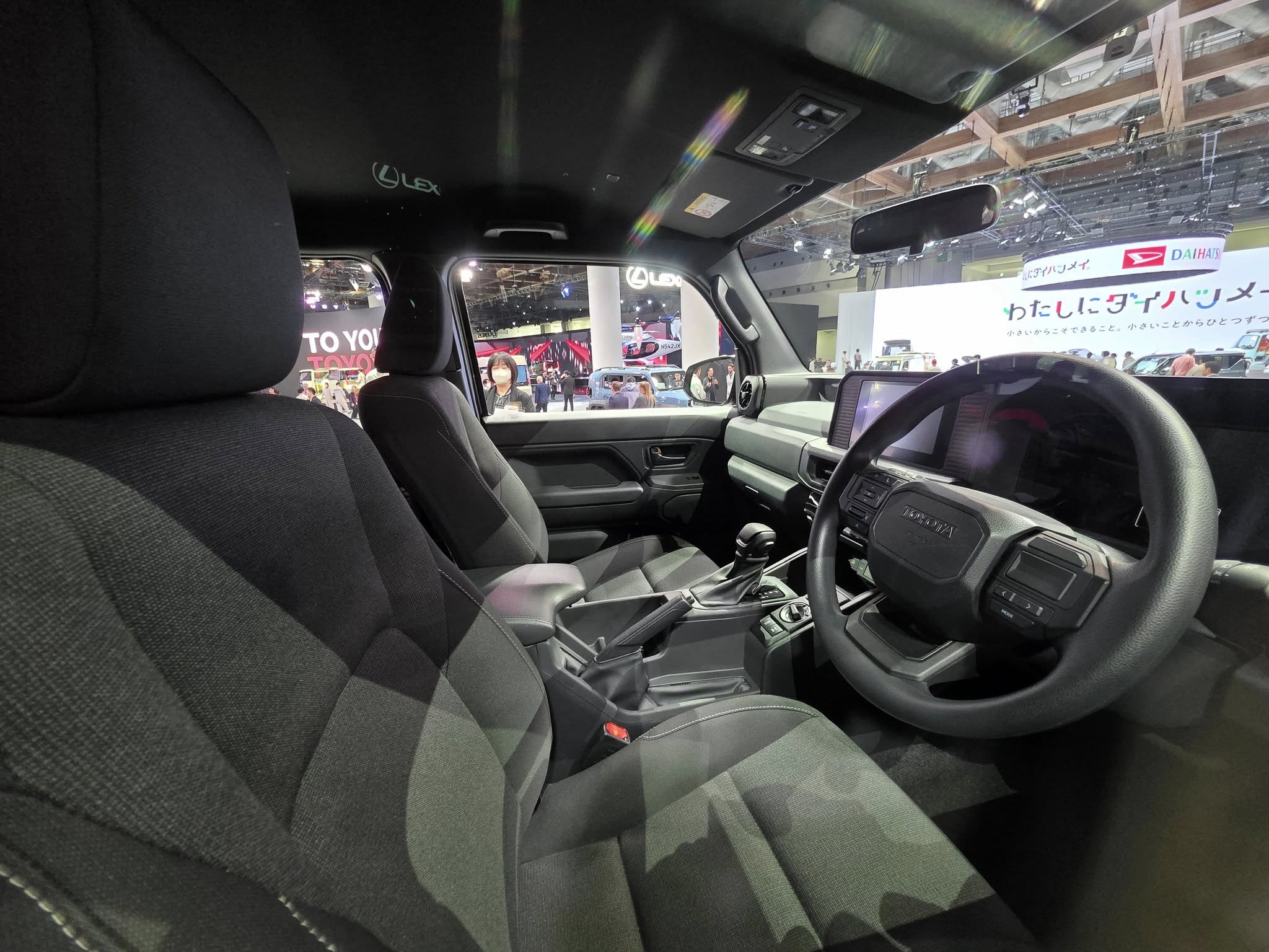 Toyota Land Cruiser FJ 4.jpg Toyota Land Cruiser FJ 4.jpg