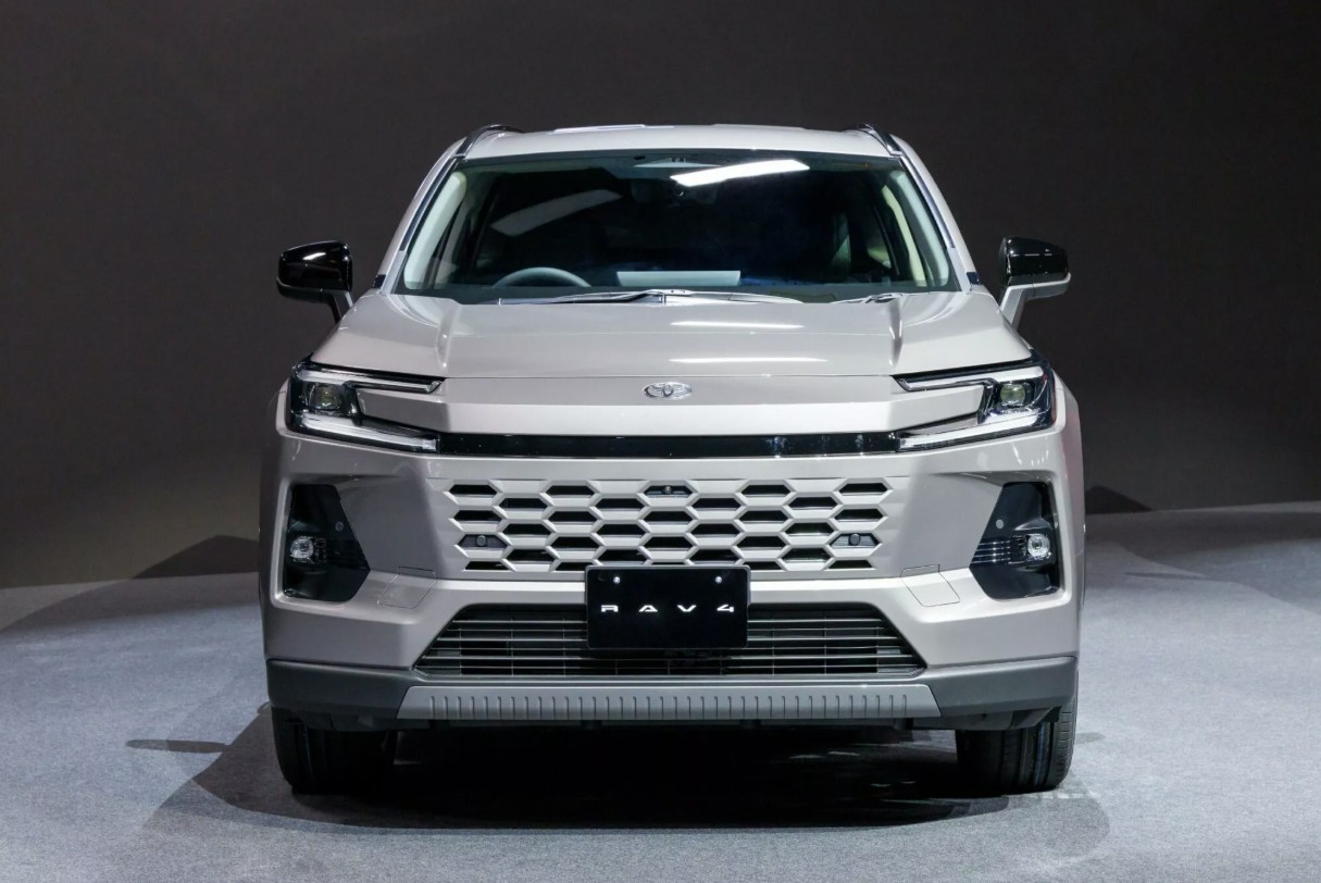 Toyota RAV4 2026 2.jpg