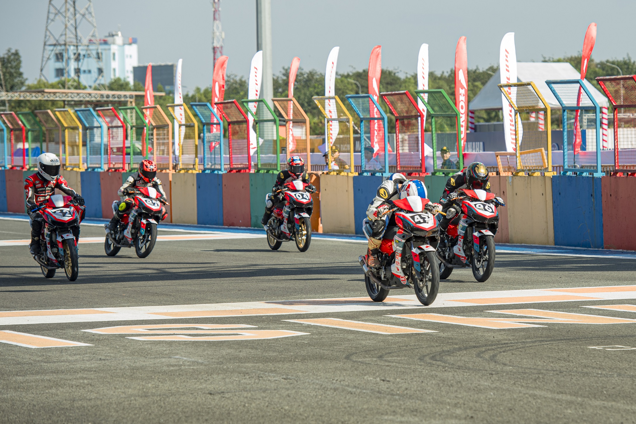 Winner X 150 (3).JPG