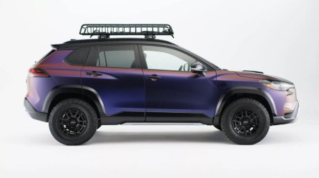 Toyota_Corolla_Cross_Nasu_Edition_SEMA 3.jpg