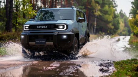 2026-Toyota-Land-Cruiser-FJ_26-scaled.jpg