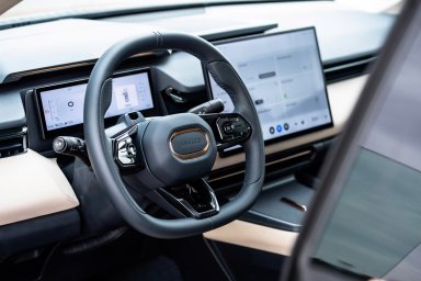 Lynk & Co 08672903785_fe9cd7f123365c9814d14c2724c5afff.jpg