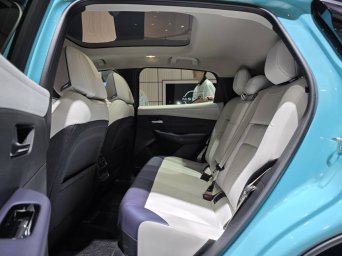 All NEW Nissan LEAF 4.jpg