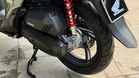 Honda SH160i 2026 (17).jpg