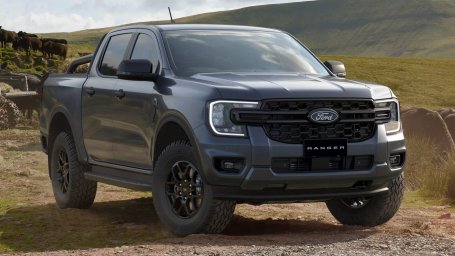 MY26.5-Ford-Ranger-XLT-Meteor-Grey-front-copy.jpg