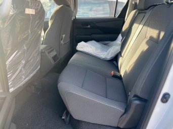 Toyota Hilux 2026 -6.jpg