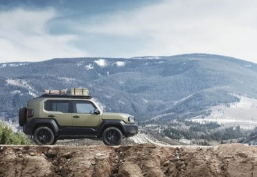 Toyota-Land-Cruiser-FJ-Japan-Accessories-12.jpg