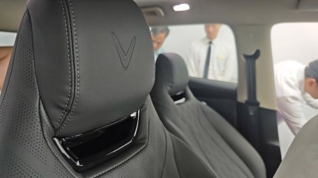 VinFast VF 8 2026-10.jpg
