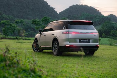 Lynk & Co 900  (4).JPG