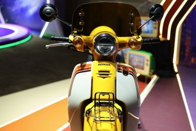 Honda Super Cub 3.jpg